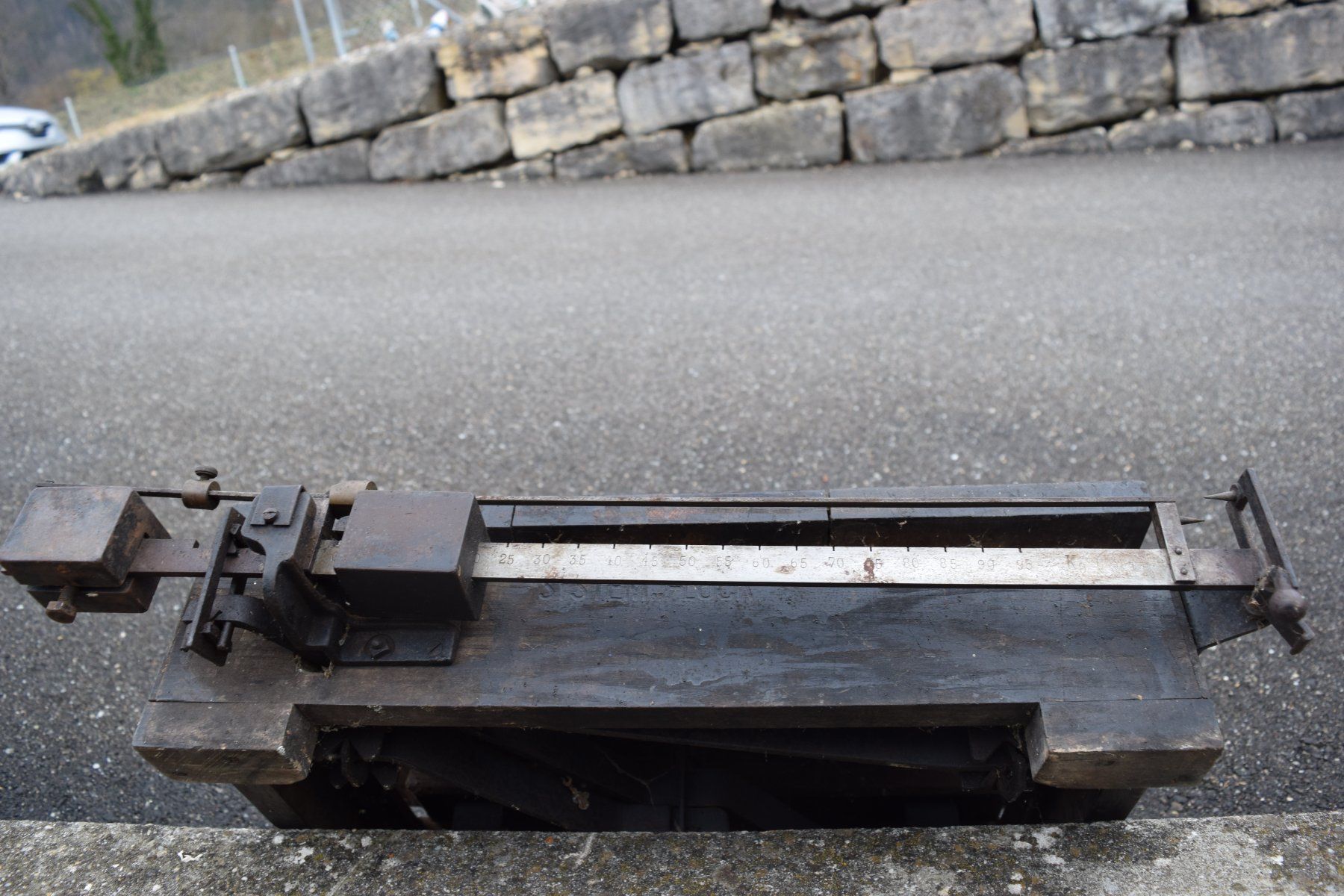 Bilance e pesi: Ancienne balance – Usato da Grandval venduto da Gloux75 1