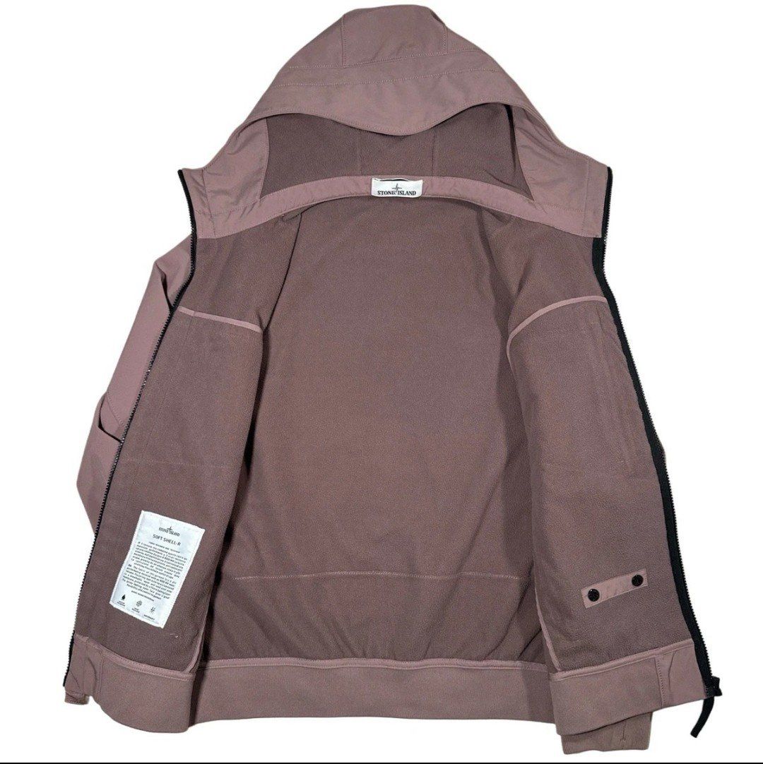 Stone Island Giacche: Stone Island Soft Shell-R Zip Jacket (M) – Usato da Moghegno venduto da Pelda13 1