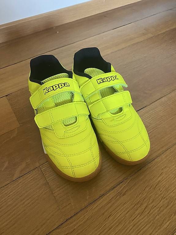 Kappa Schuhe für Jungen: Kappa Hallenschuhe Gr. 31 – Gebraucht aus Muttenz von Bugijeta 2
