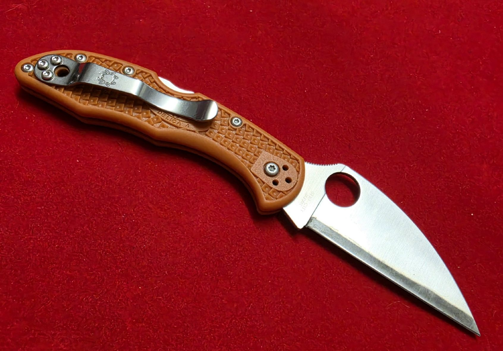 Spyderco Coltelli tascabile: couteau Spyderco delica4 – Usato da Prez-vers-Siviriez venduto da Gio1680