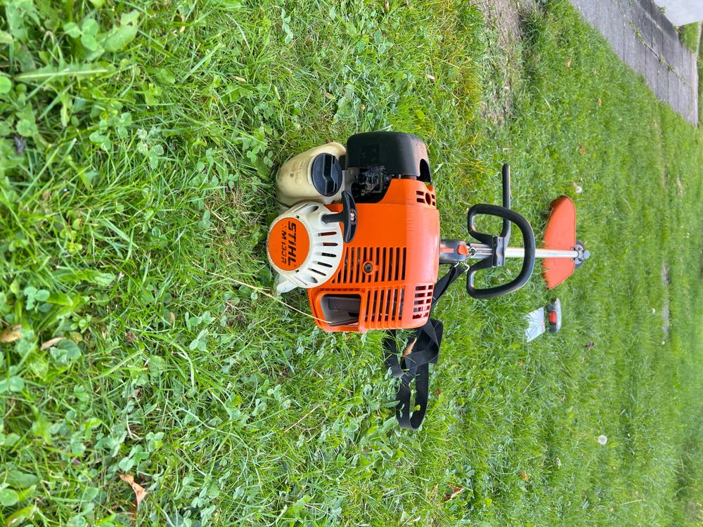 Profi Rasentrimmer STIHL FS 130 R, im Gutem Zustand | Acheter sur Ricardo