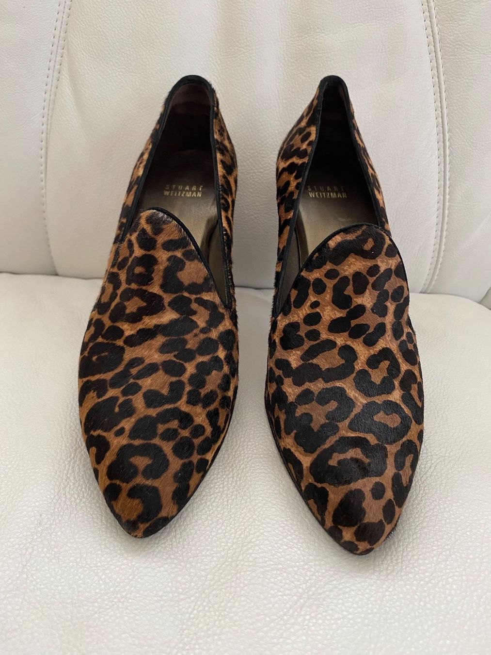 Stuart Weitzman Scarpe da donna: Pumps mit Gepardmuster Grösse 39,5 Marke STUART WEITZMAN – Usato da Appenzell Meistersrüte venduto da zongabolla 1