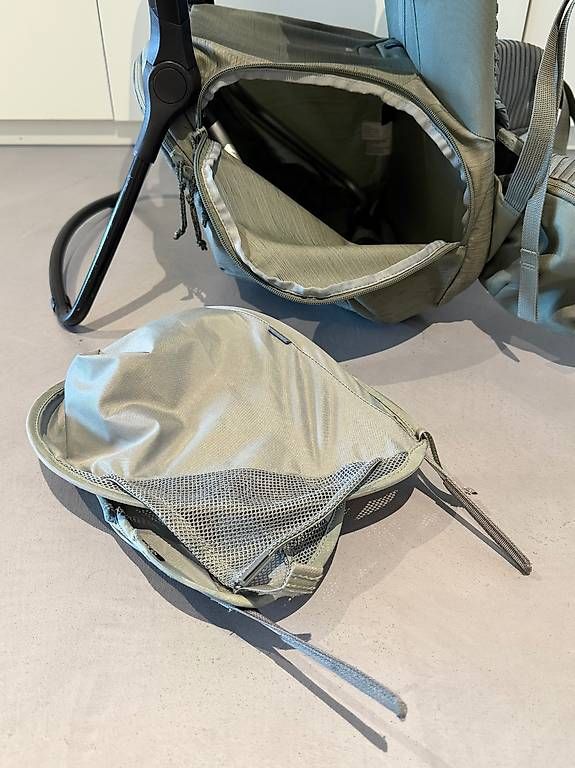 Porte-bébés ventraux & dorsaux: Thule Sapling Kindertrage Agave – D'occasion à Chur par pro_8sgy 4