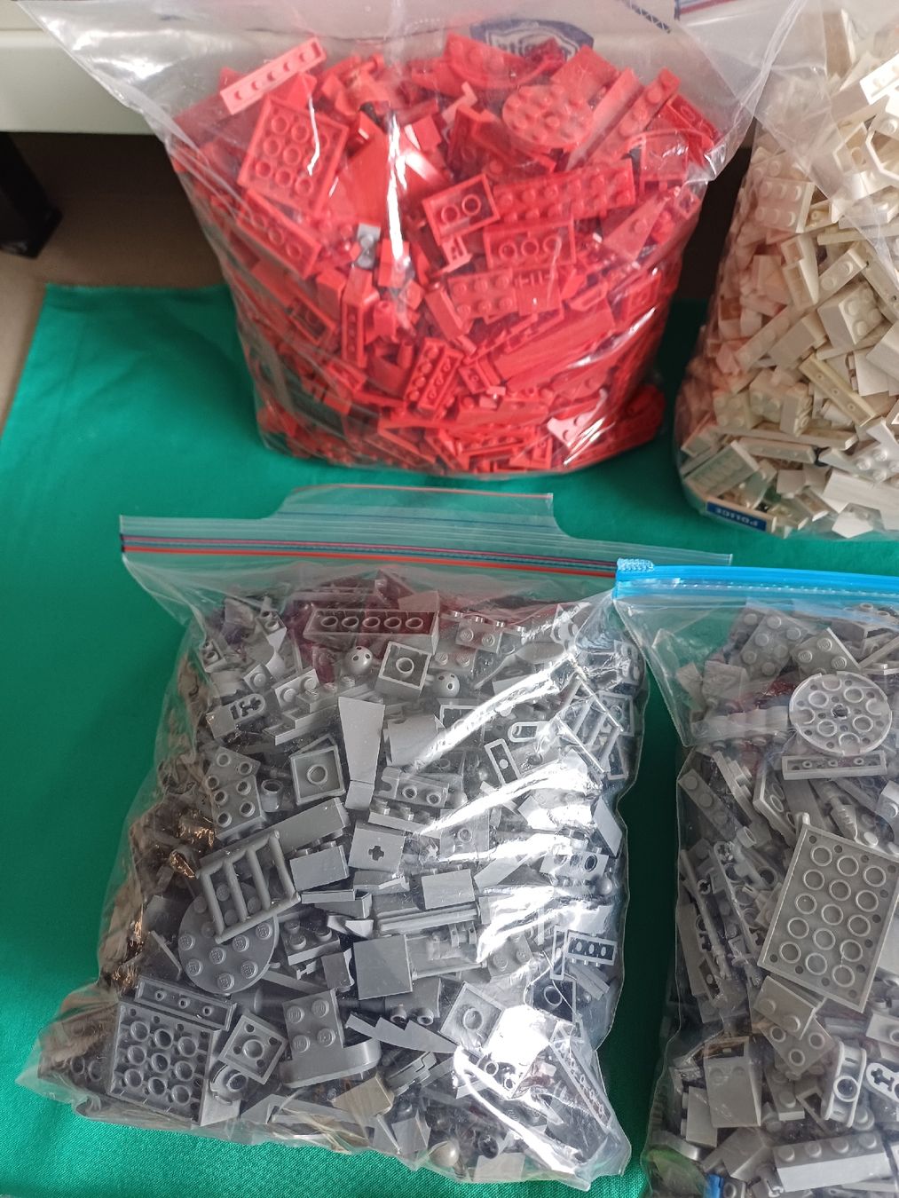 Lego Kit di costruzioni: 9 kg Lego diviso per colori – Usato da Minusio venduto da ele_gp89 5