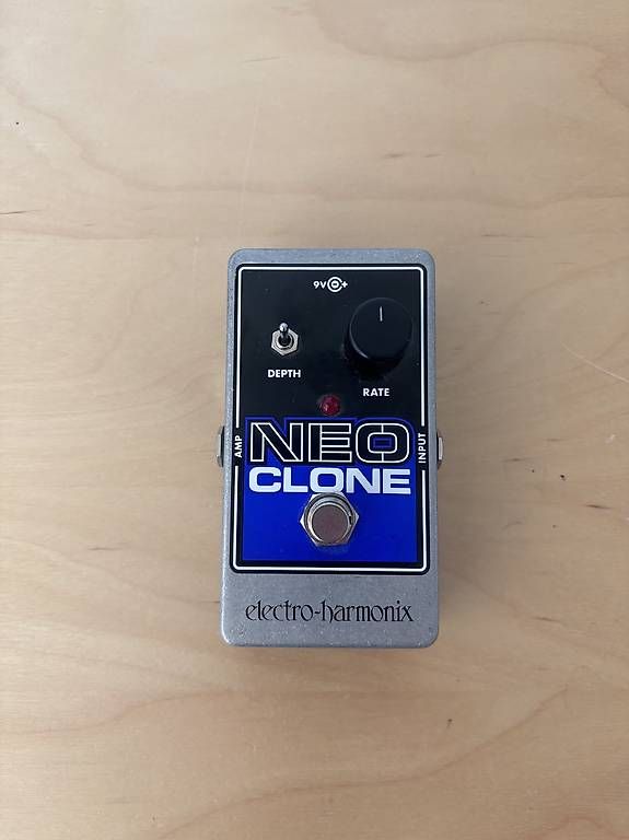 Electro-Harmonix Strumenti musicali: Electro Harmonix Neo Clone Chorus Pedal – Usato da Zürich venduto da liamdavid