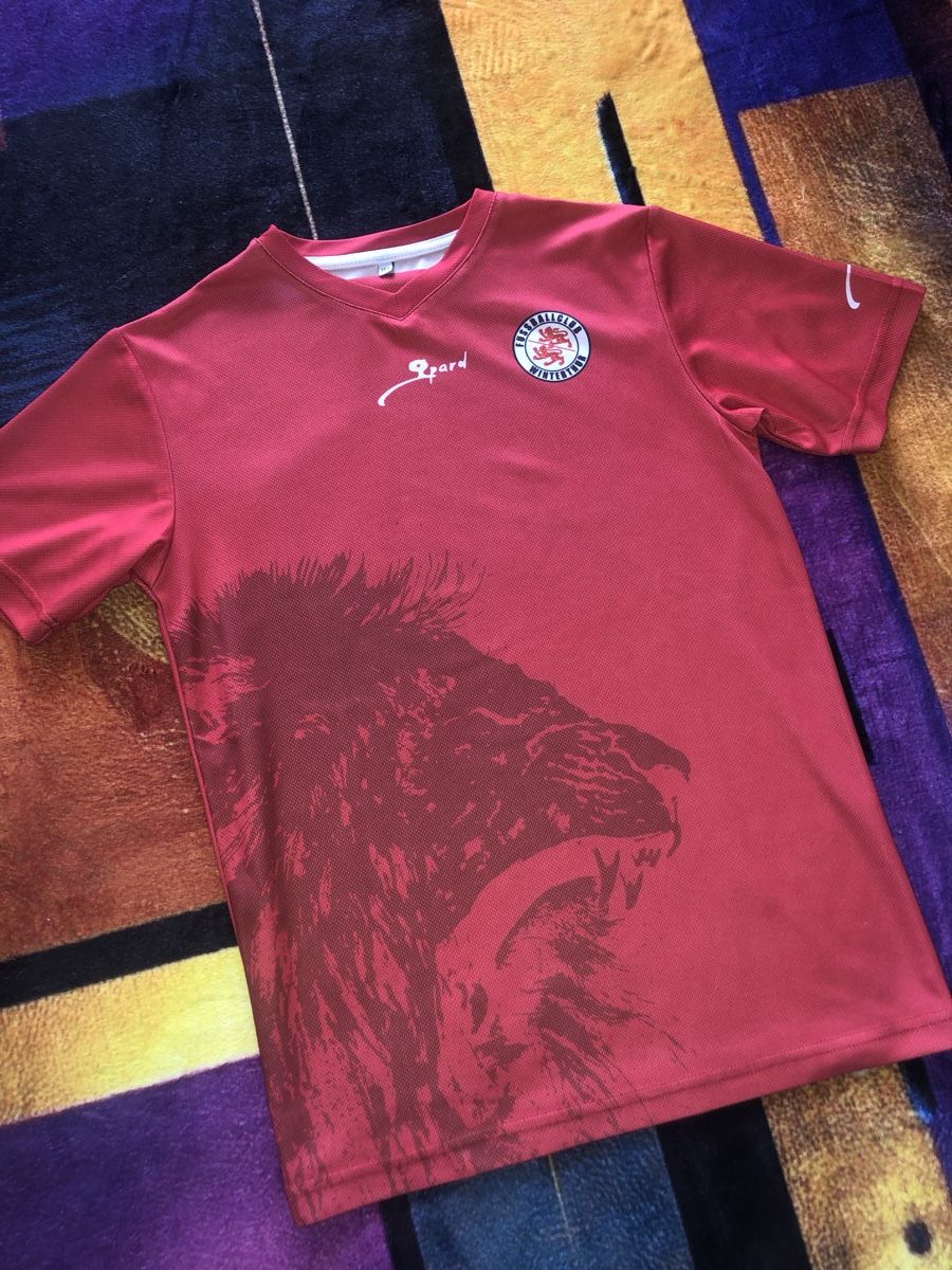 Chemises, T-shirts & Polos: Fc Winterthur Kinder Shirt 152 – D'occasion à Winterthur par goofelsmann