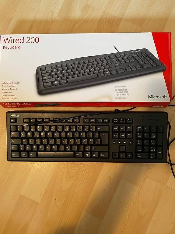 Tastiere: PC Tastatur Neu – Usato da Pratteln venduto da Sylvie027