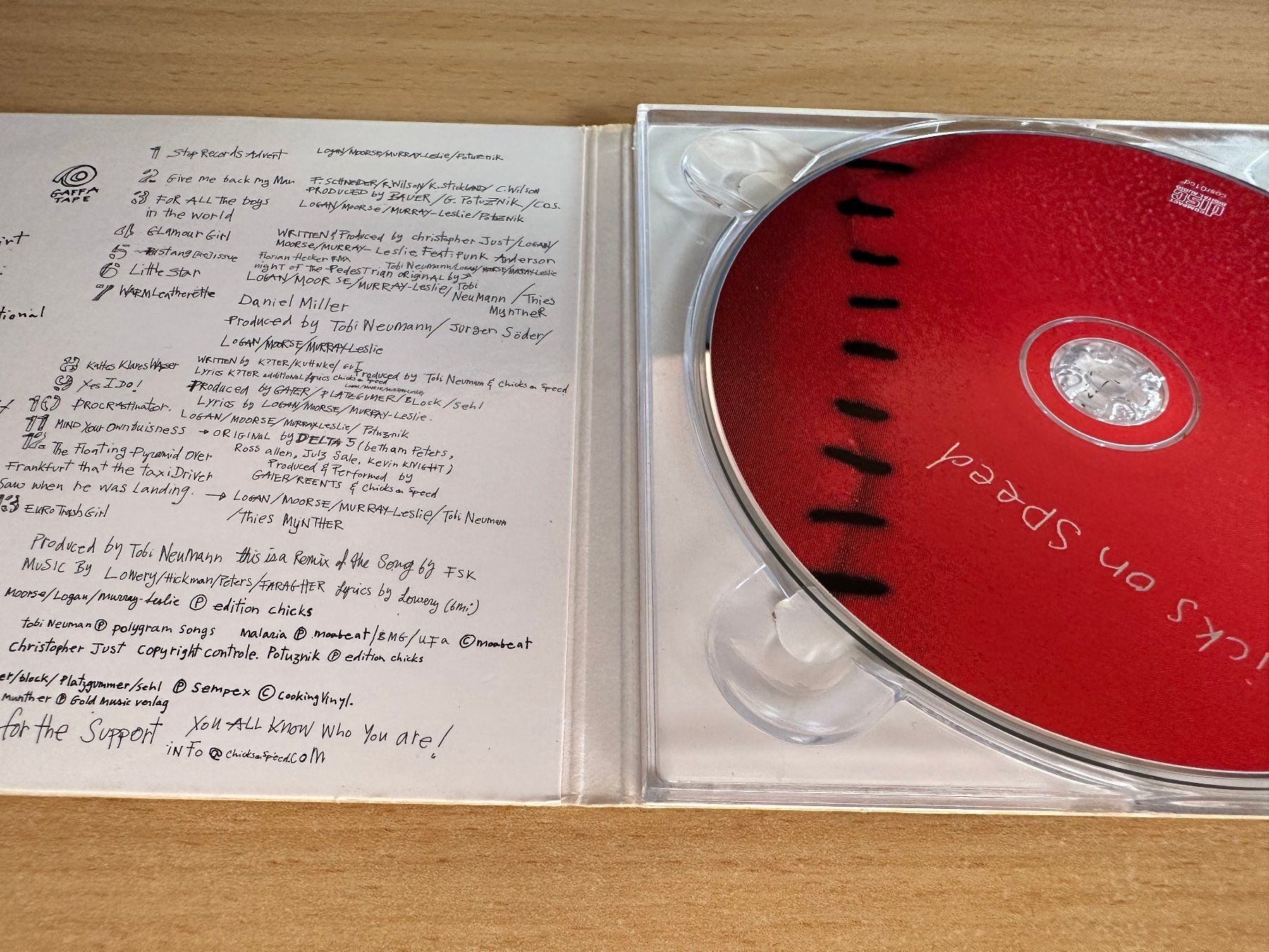 CD: Chicks On Speed – Chicks On Speed Will Save Us All! – Usato da Rikon im Tösstal venduto da Alpenmutz 2