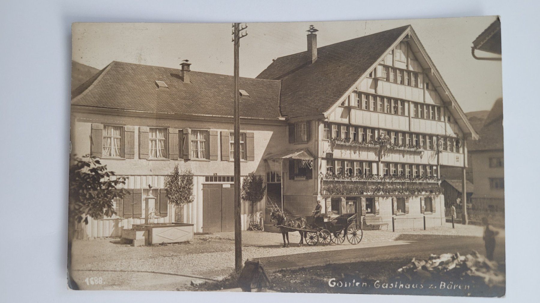 Cartoline postali: Ansichtskarte Gonten Bären  Kutsche 1921 R34 – Usato da nunningen venduto da mic_88k2