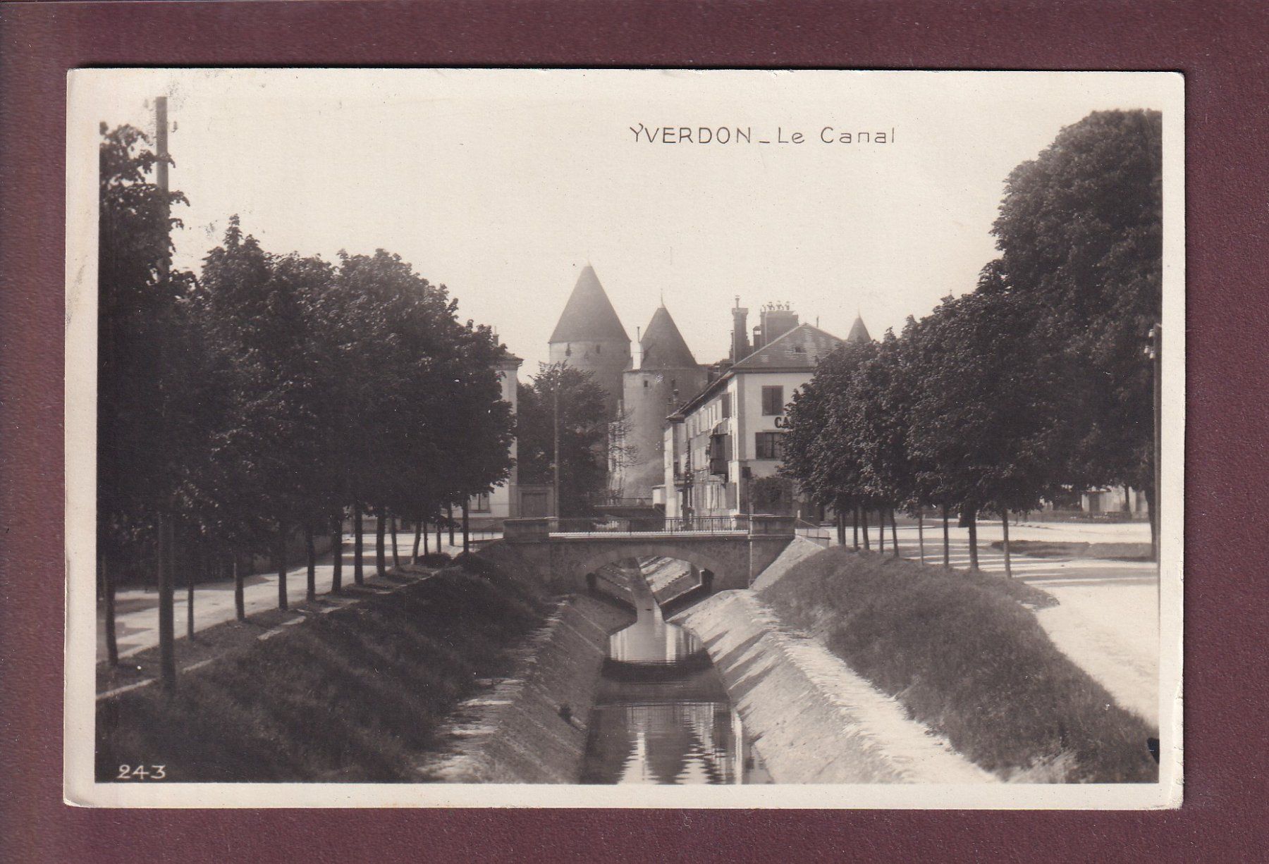 Cartoline postali: YVERDON - Le Canal - 1930 – Usato da Pully venduto da nicecards