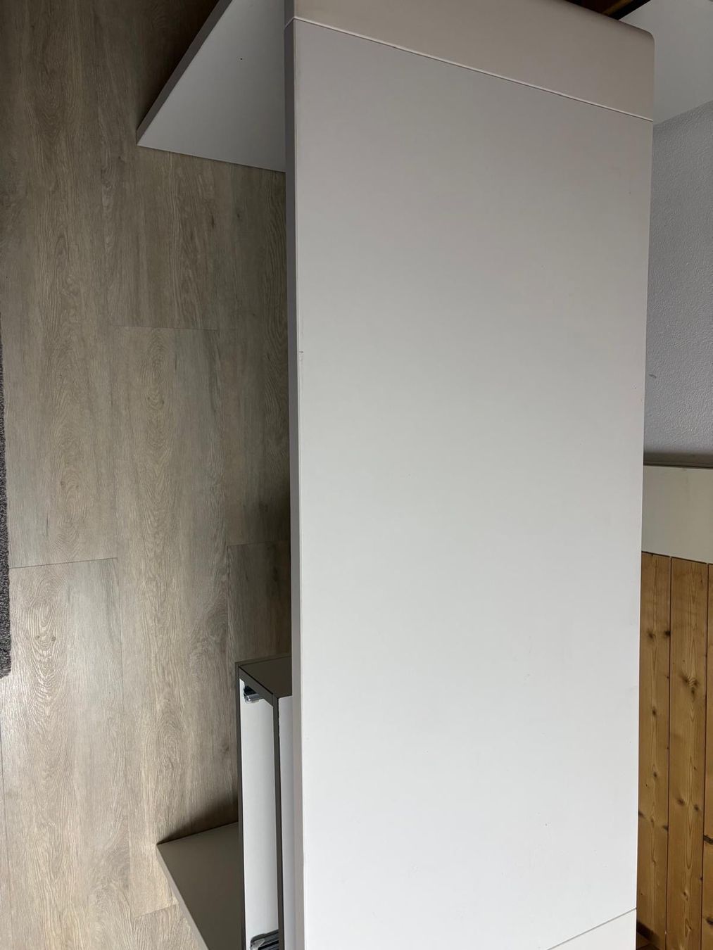 Bureaux: Schreibtisch – D'occasion à Eschenz par plecas 1