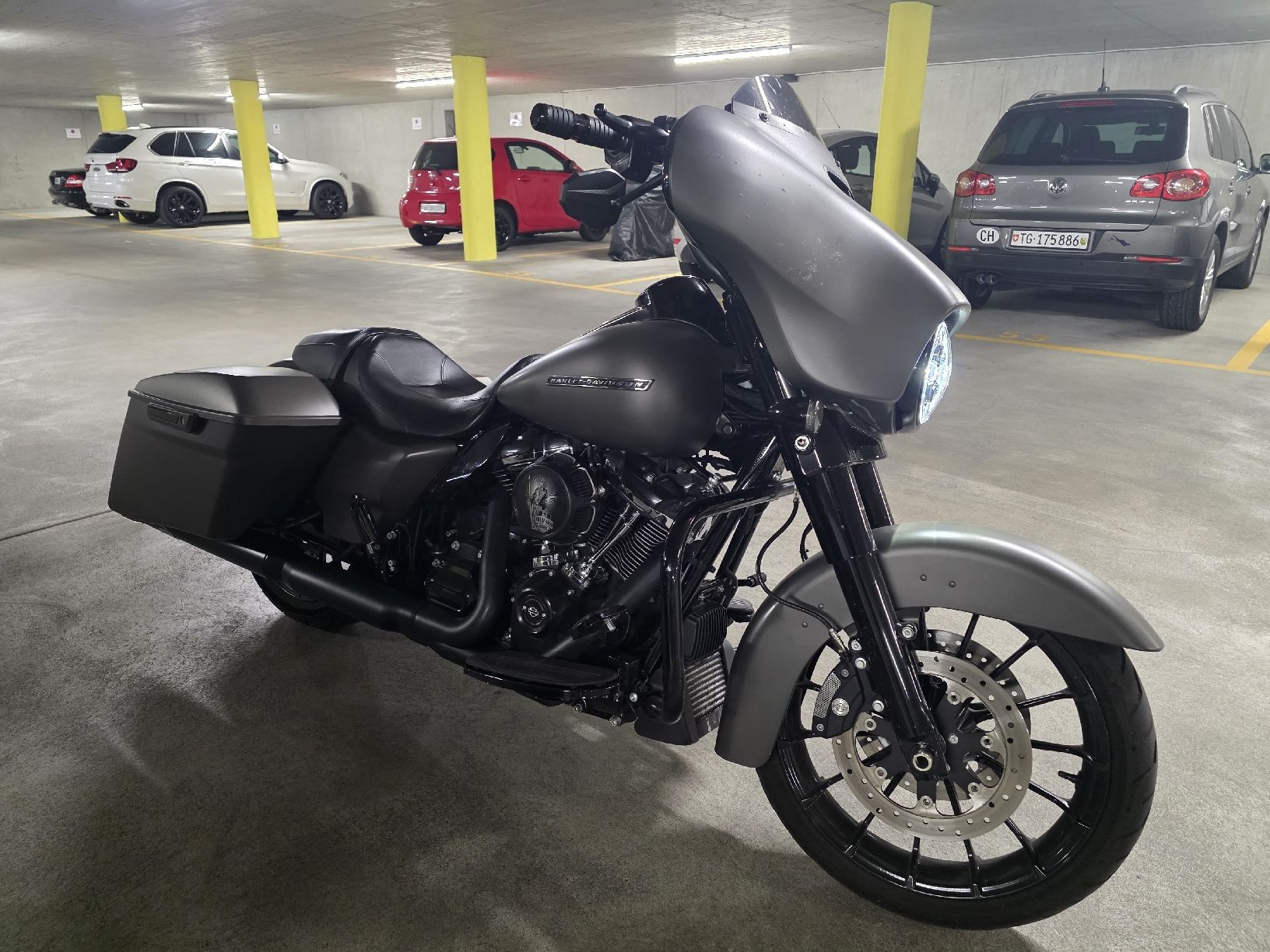 Harley-Davidson Touring: Harley Davidson Streetglide Special – Usato da Tägerwilen venduto da ika_yys5 1