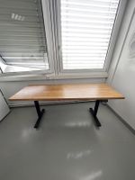 Bureau assis-debout électrique noir/bois 186x63.5 cm