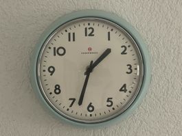 Wanduhr Zassenhaus hellblau türkis