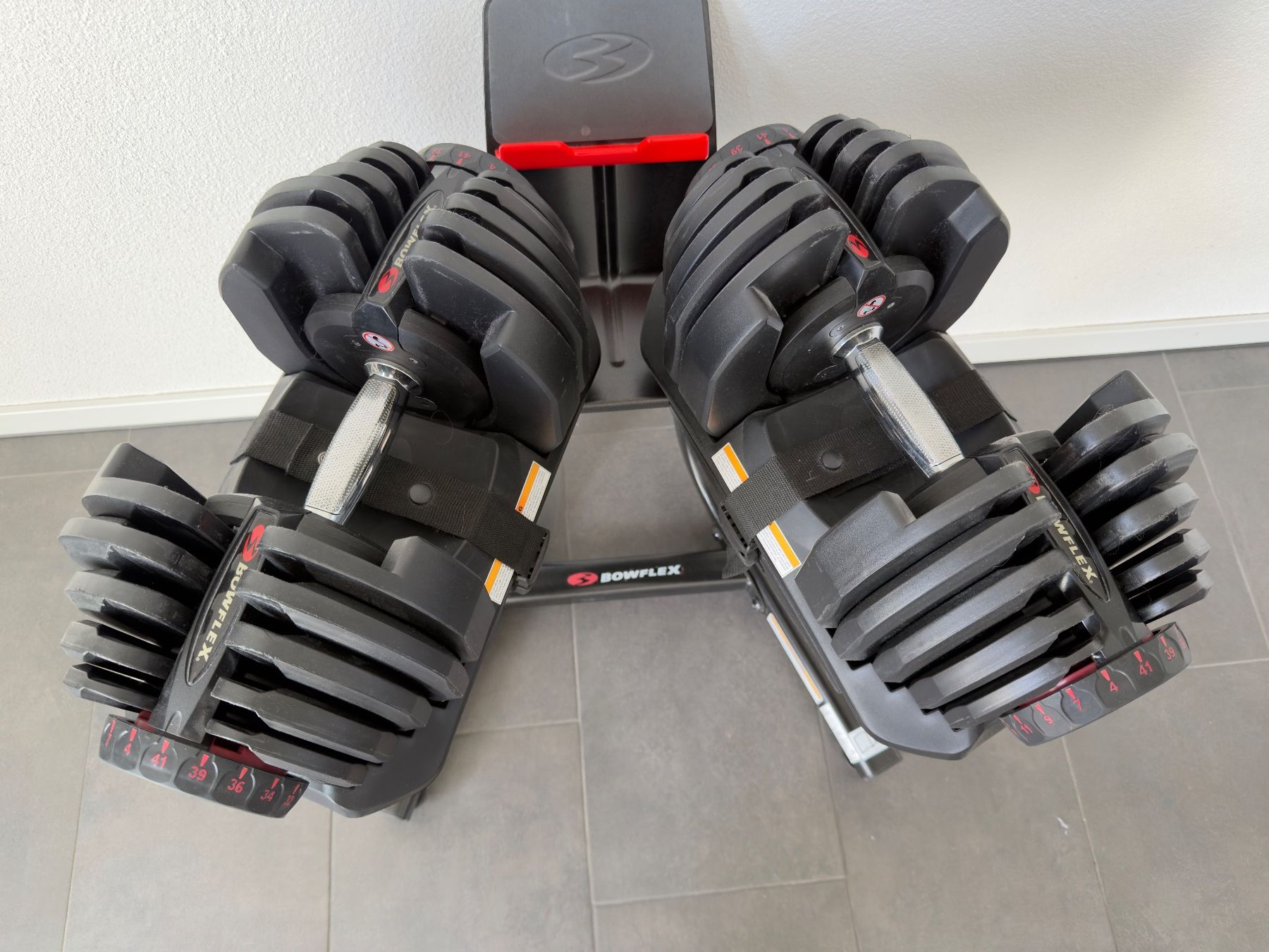Bowflex Manubri & Pesi: 2x Bowflex 1090i inkl Ständer - 42KG Version – Usato da Niederglatt ZH venduto da Expatriate 4