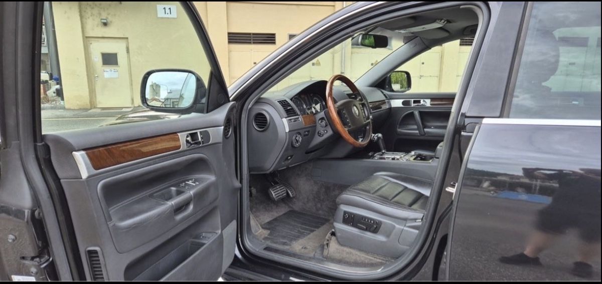 VW Autos: VW Touareg 5.0 V10 EXPORT – Defekt aus Kloten von sze_wb99 6