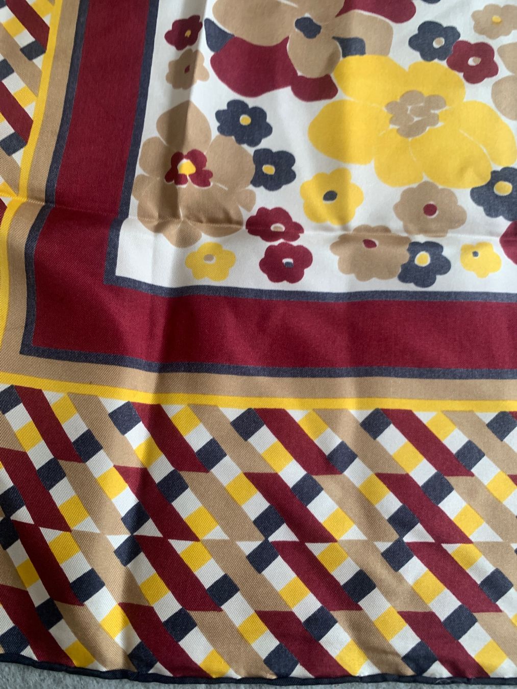 Foulard & Sciarpe: Vintage Seidentuch 75 x 75 cm – Usato da Richterswil venduto da Moii89 1