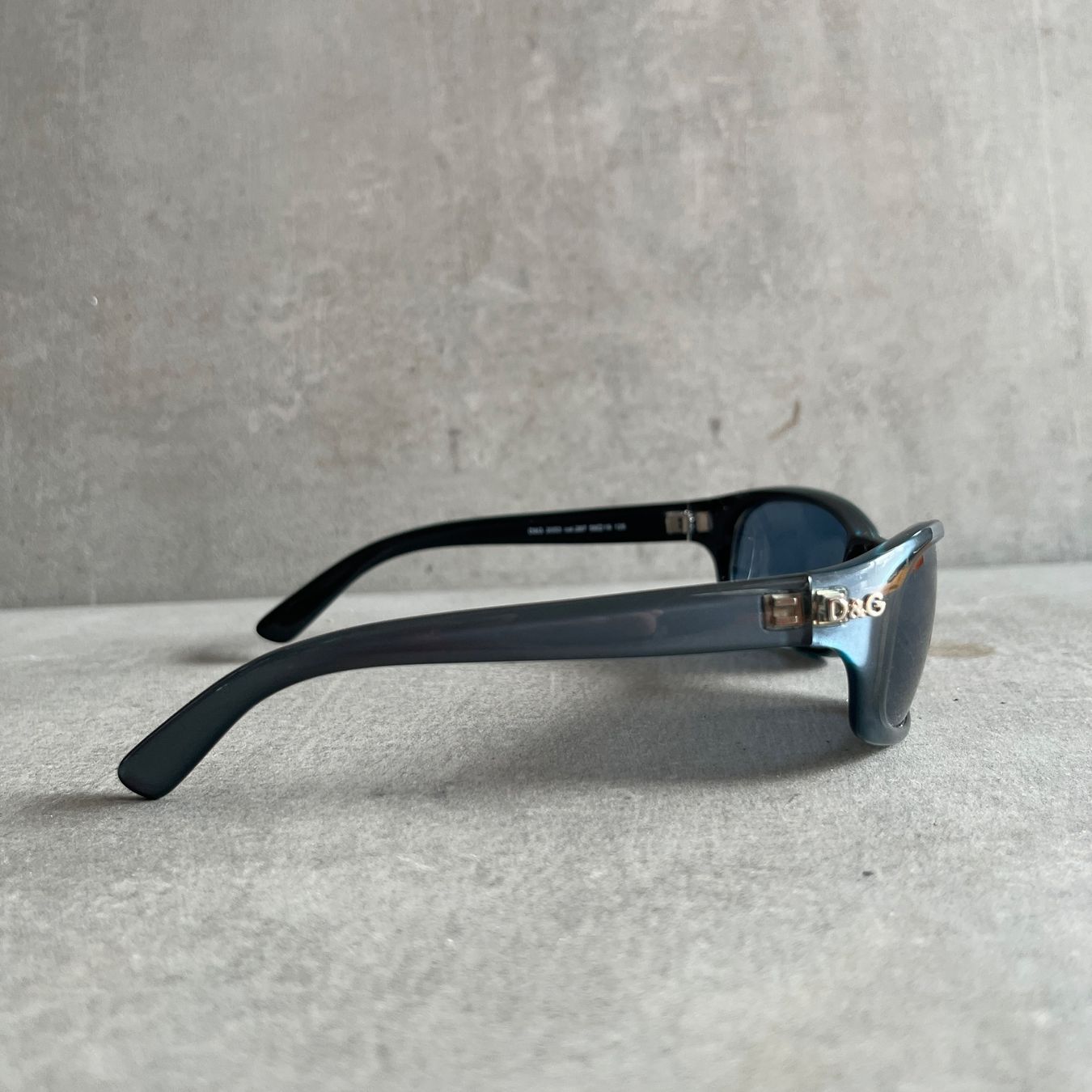 Dolce & Gabbana Occhiali & Lenti: 2000s Dolce & Gabbana Vintage Sunglasses – Usato da Bern venduto da shoprestoredvintage 5