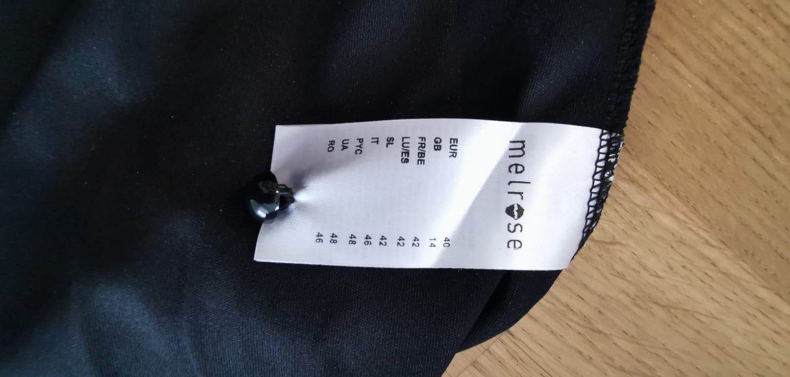 Kleider: Melrose Spitzenkleid – Neu (gemäss Beschreibung) aus Uetendorf von Heyhey3661 3