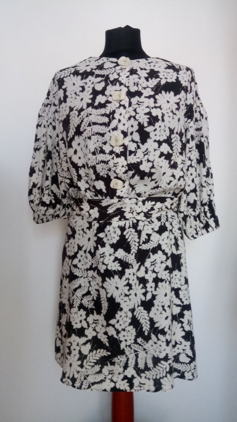 Vestiti: Zara Kleid trf collection Gr. M – Usato da Buchs venduto da sonjaja 5