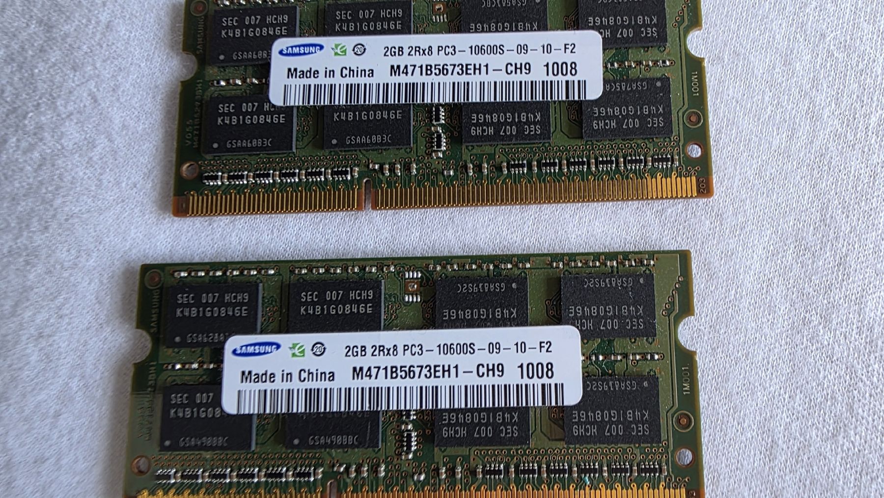 Samsung Schede di memoria: Arbeitsspeicher 2x 2GB – Usato da Dübendorf venduto da Jolenia 3