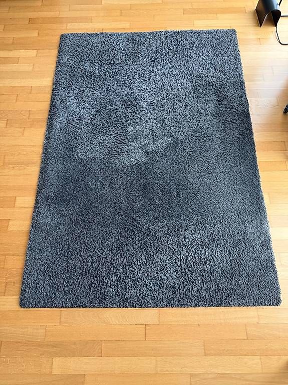 Stoense Teppich Ikea Anthrazit (Gebraucht) in Winterthur für CHF 5 – nur Abholung auf Ricardo kaufen