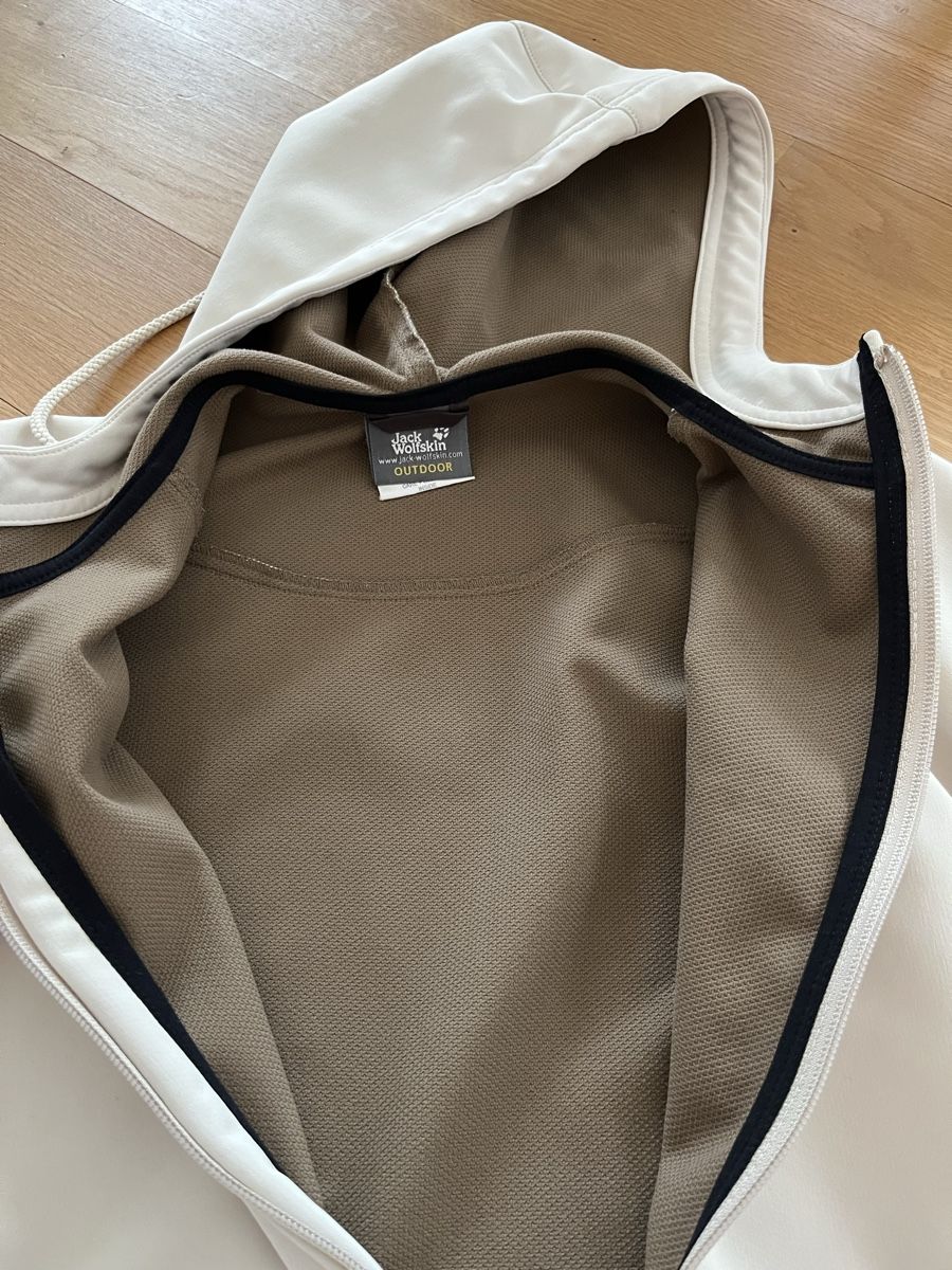 Jack Wolfskin Giacche: Jack Wolfskin Damen Softshell Jacke Crème, Grösse XS – Nuovo (secondo la descrizione) da Rotkreuz venduto da rinchee 5