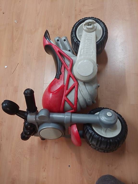 Veicoli per bambini: Trotteur moto enfant  – Usato da Vuisternens-Romont venduto da jea_75h2