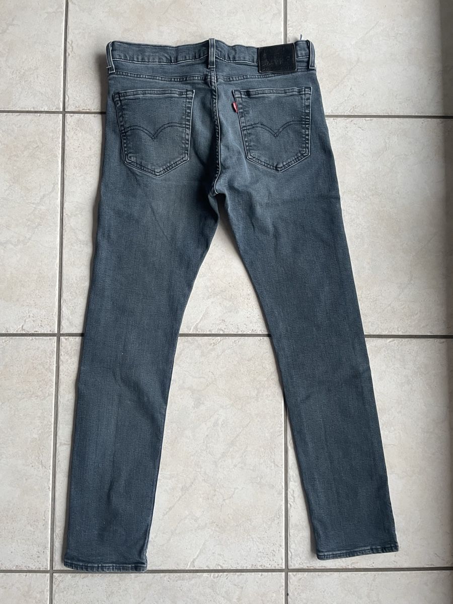 Levi's Jeans: Jean Levi's 510 Taille 32 32 – Usato da Vallamand venduto da Bricbracbroc82 1
