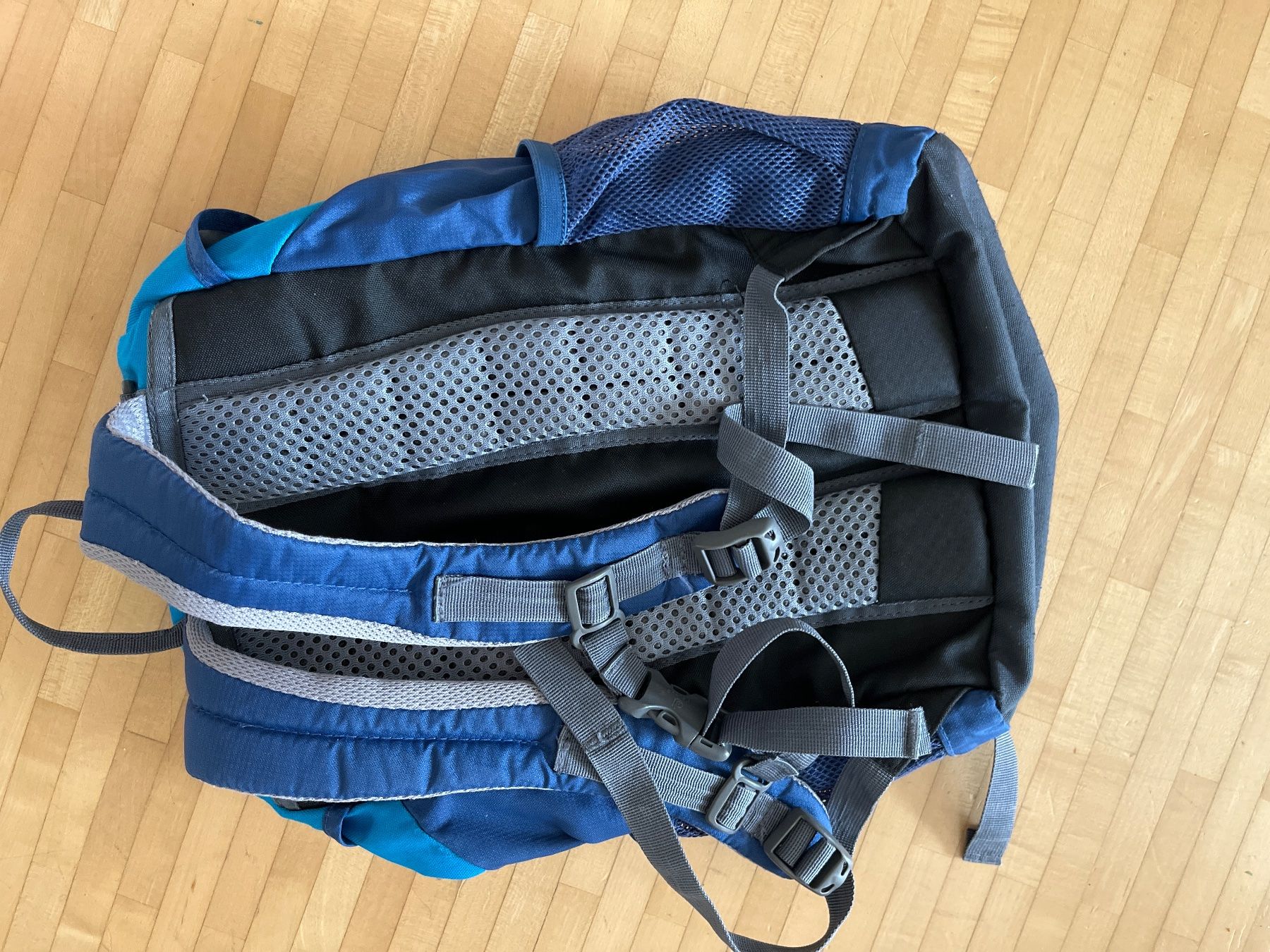 Deuter Sacs & sacs à dos: Deuter Kinder Rucksack – D'occasion à Horgen par Hoppelhase11 1