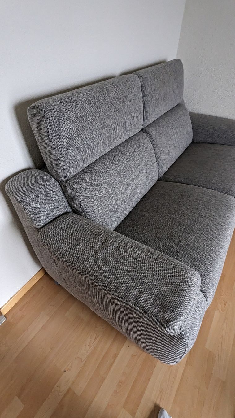 Divani: Elektrisches 2er Sofa – Usato da Romanshorn venduto da chaanem 3