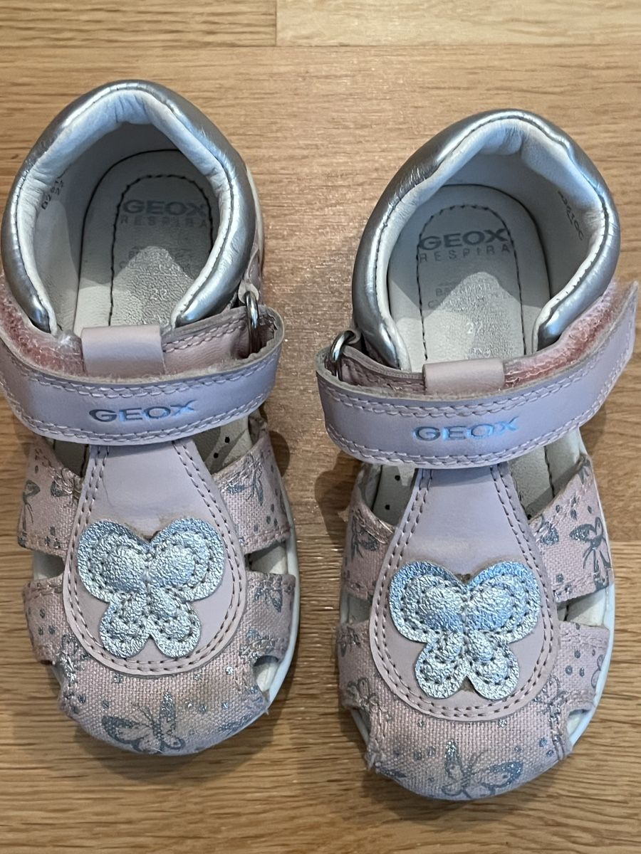 Geox Scarpe per ragazze: Sandales Geox 22 – Nuovo (secondo la descrizione) da boudevilliers venduto da Melzenruf 1