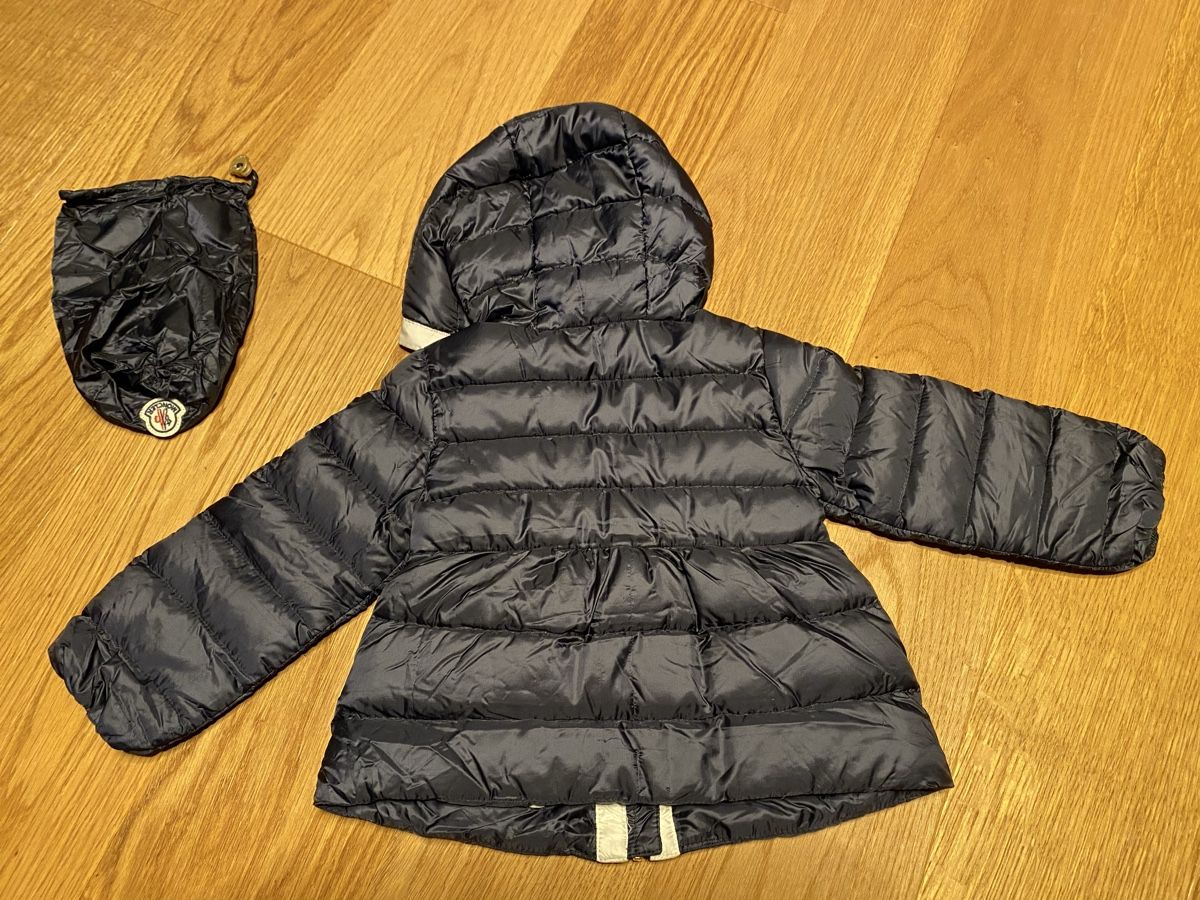 Moncler Jacken & Mäntel: Moncler Mädchen leichte Übergangsjacke Gr. 12-18M – Gebraucht aus Genthod von Tidus04 1