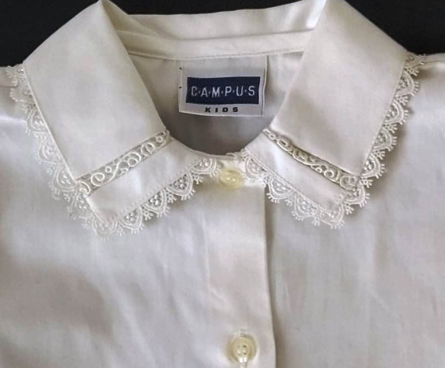 Camicette, T-shirt & Top: Bluse aus 100% Baumwolle mit Spitzenkragen - Grösse 45 - – Nuovo (secondo la descrizione) da Zürich venduto da -italo- 1