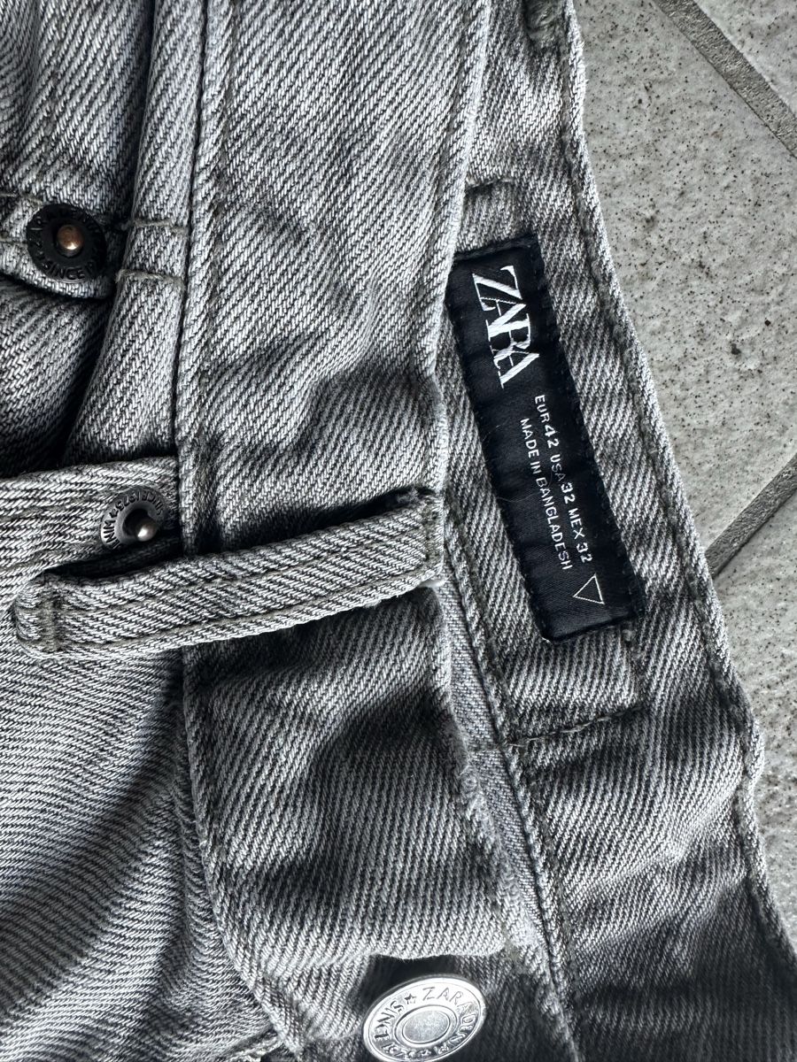 Zara Jeans: Zara Jeans grau EUR 42 – Usato da Sierre venduto da Tracy83 1