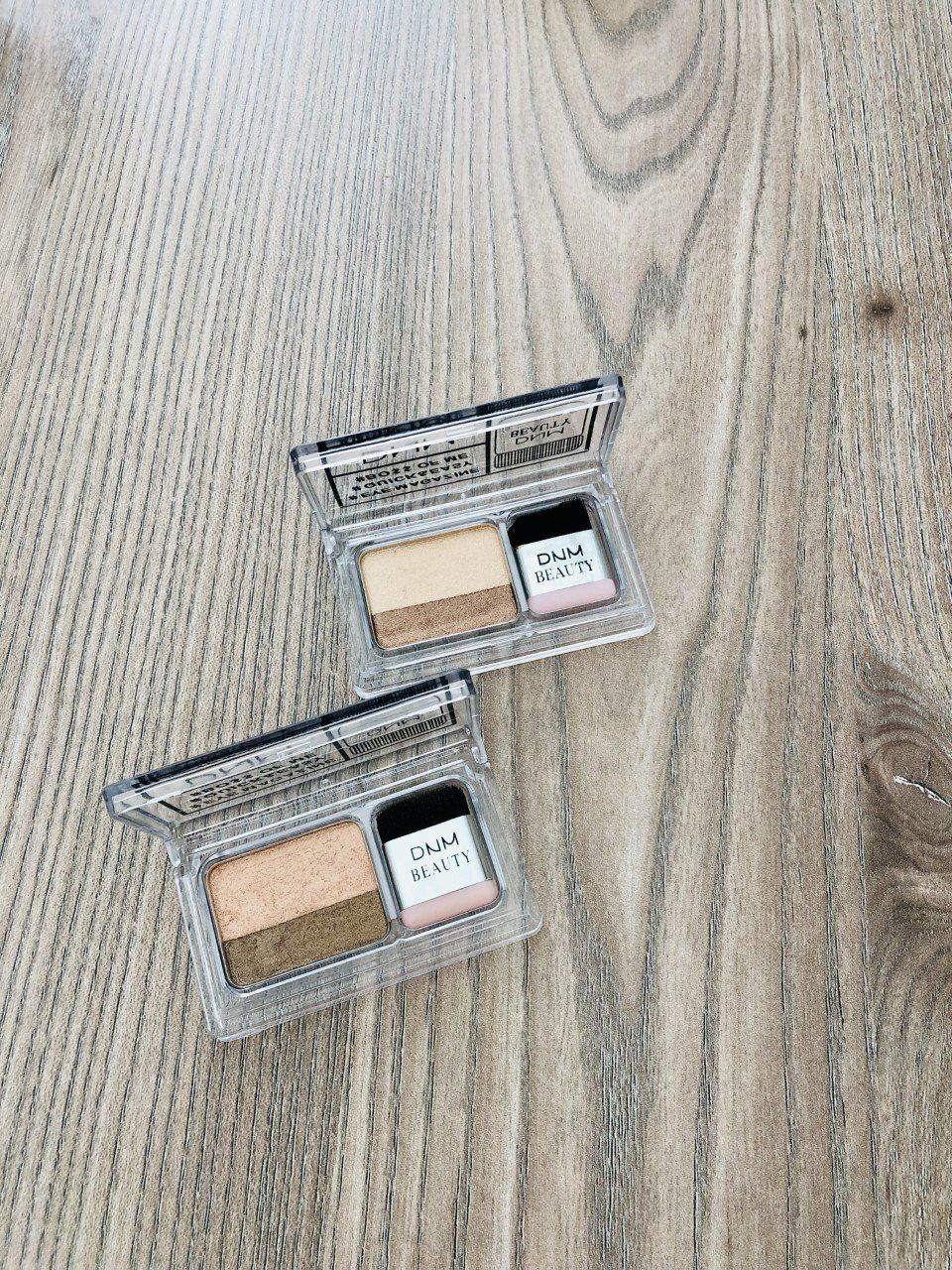 Make-up: Fard à paupières pratique - 2 pièces – Nuovo e nell'imballaggio originale da Delémont venduto da Emi-98 1