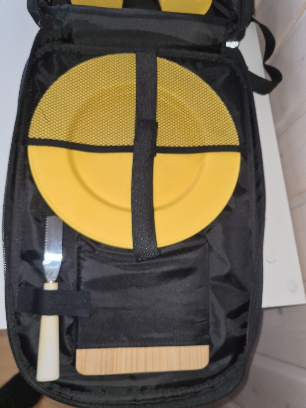 Rucksäcke: Picknickrucksack, Picknickkorb mit Picknickdecke – Gebraucht aus Waldkirch von Hypertenuse 3