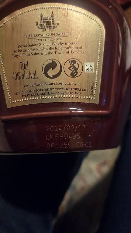 Bevande alcoliche: 2014 Royal Salute 21 Whisky Ruby Flagon – Usato da Ehrendingen venduto da mario5401 1
