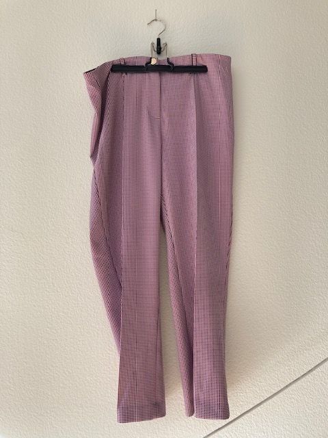 Marc Cain Hosen: MarcCain-Hose rose - neu ! - Grösse N7 – Neu und originalverpackt aus Horgen von Willdichhaben 1
