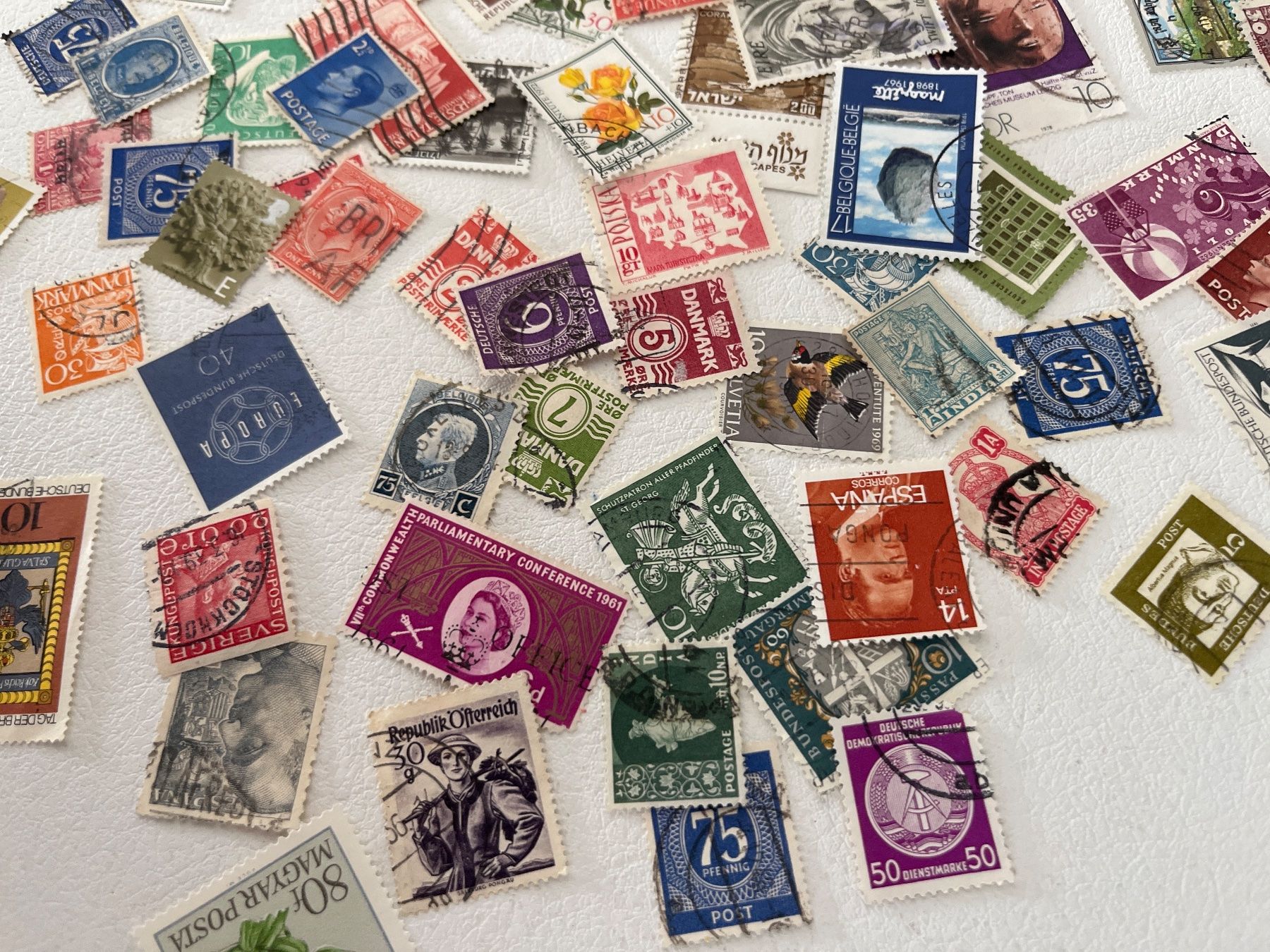 Tutti i francobolli: Lot 20: Lot mit MIX Briefmarke – Usato da Chiasso venduto da AzenYa 3