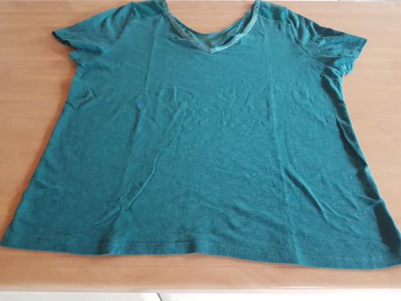 T-shirt - tunique col en V taille L