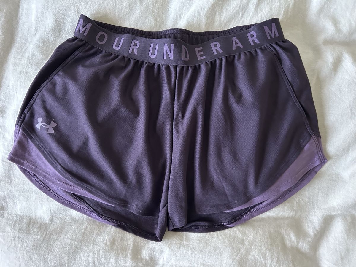 Under Armour Pantaloni: Under Armour Shorts Gr. S – Nuovo (secondo la descrizione) da Gondiswil venduto da shaenu