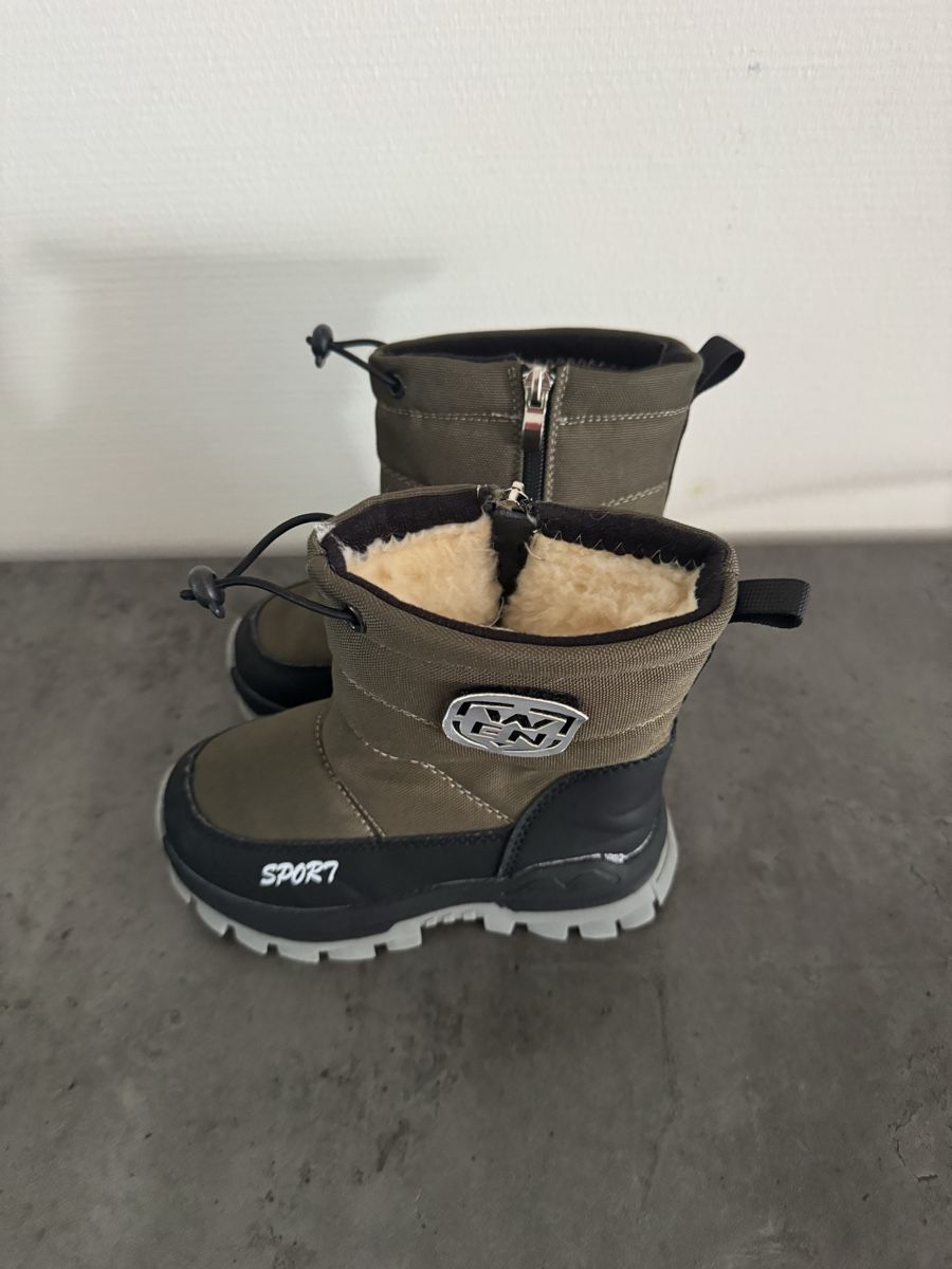 Schuhe für Jungen: Neuwertige Kinder Winterschuhe – Gebraucht aus Rheinfelden von BirdieGolf 1