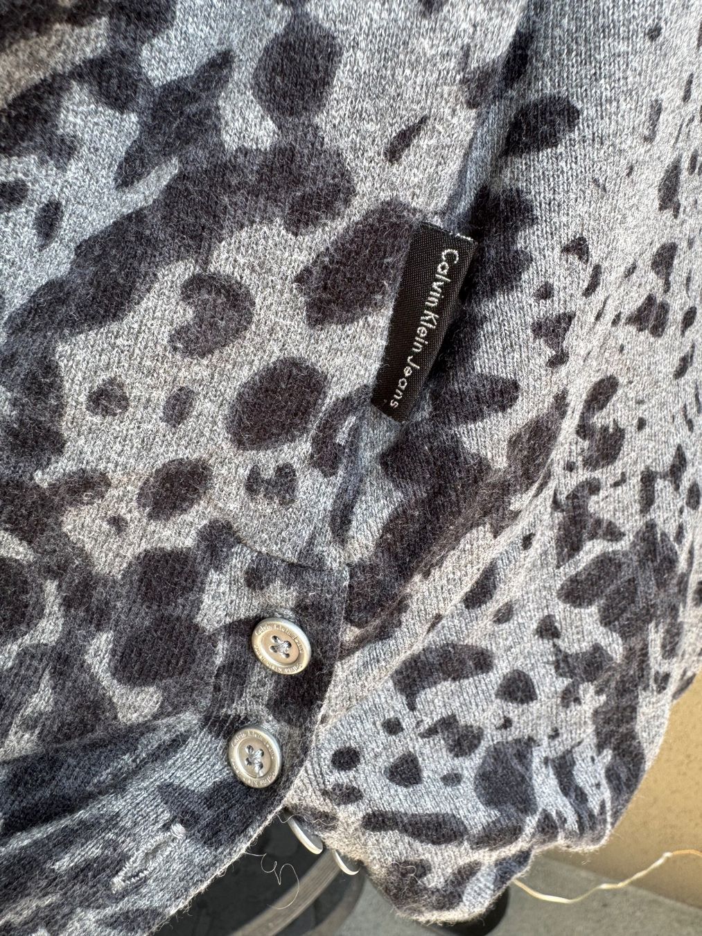 Calvin Klein Maglioni & Felpe: Calvin Klein Pullover in leo Print Gr. Xs – Usato da Thun venduto da Iriska77 2
