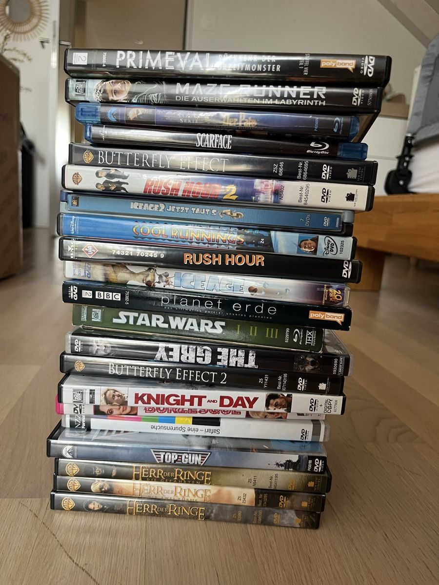 Alle DVDs: Grosse DVD Sammlung – Gebraucht aus Seuzach von Cyrine.Pf95
