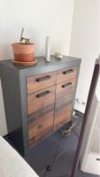 Schicke Kommode mit Holzfronten - modern & praktisch