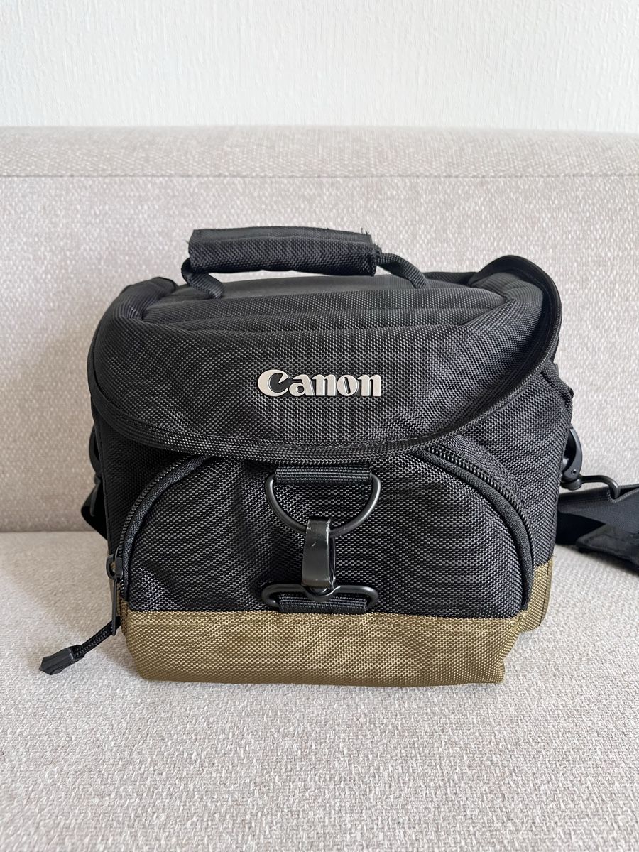 Canon Borse: Canon Camera Bag black khaki great condition – Usato da Lausanne venduto da Danash