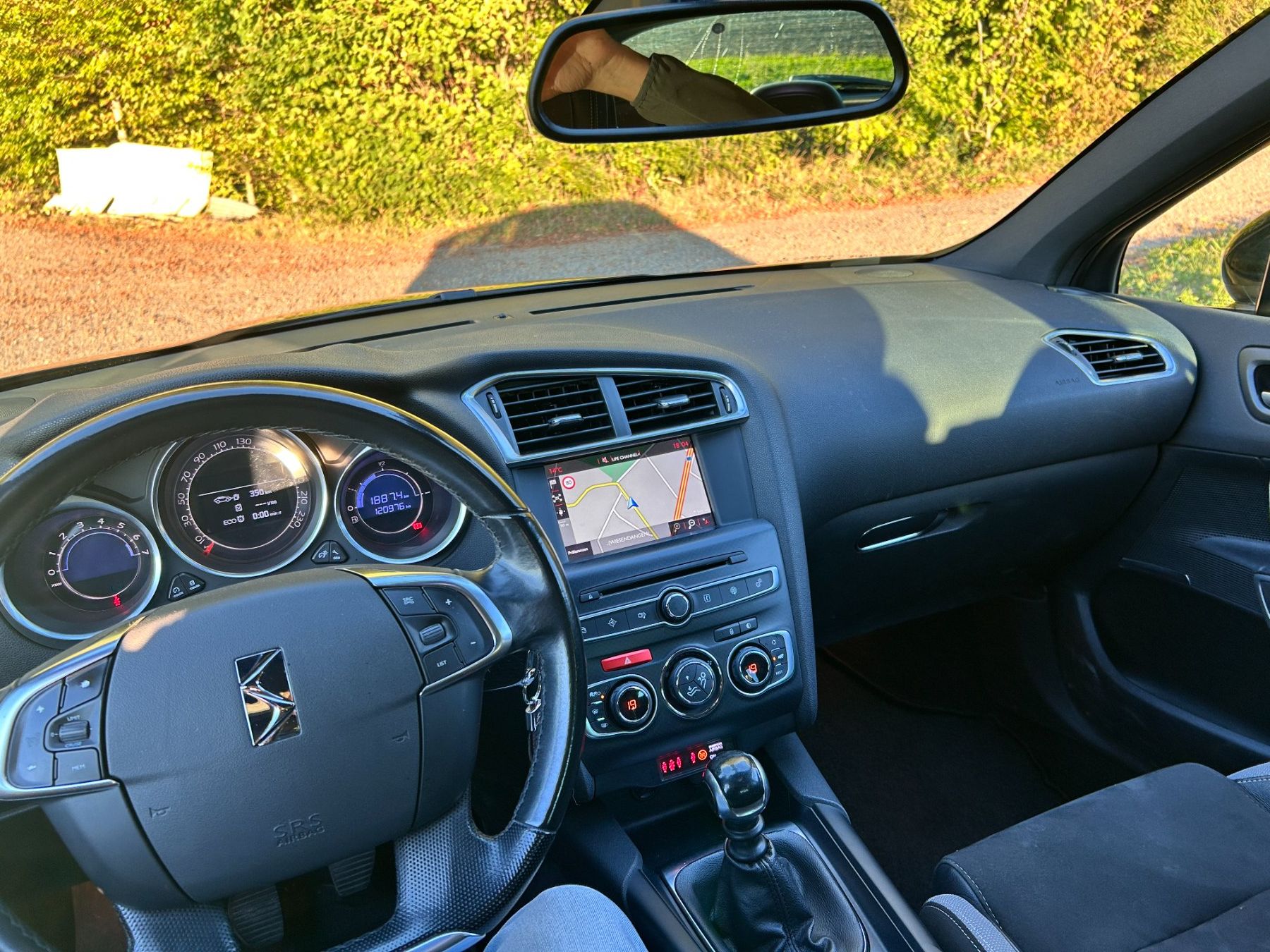 DS Automobiles Automobili: DS AUTOMOBILES DS4 1.2 PureTech Connected Chic – Usato da Matzingen venduto da Jomy 6