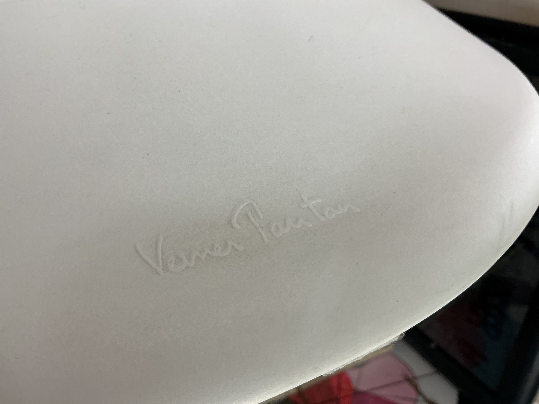 Sedie: Weisser Schalenstuhl von vitra – Usato da Bern venduto da vielerart 6