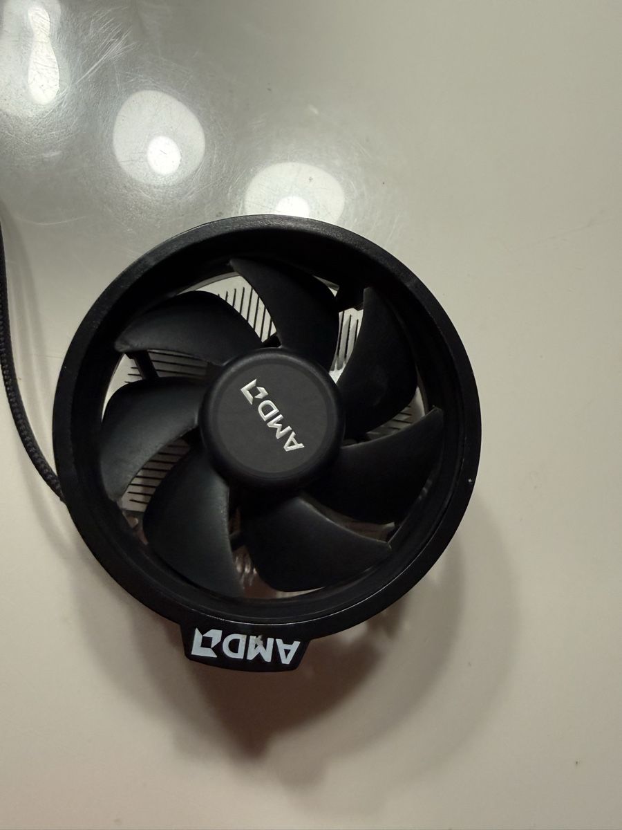 Amd PC: AMD CPU Cooler heatsink fan used – Usato da Glattbrugg venduto da vis_rsz8 1